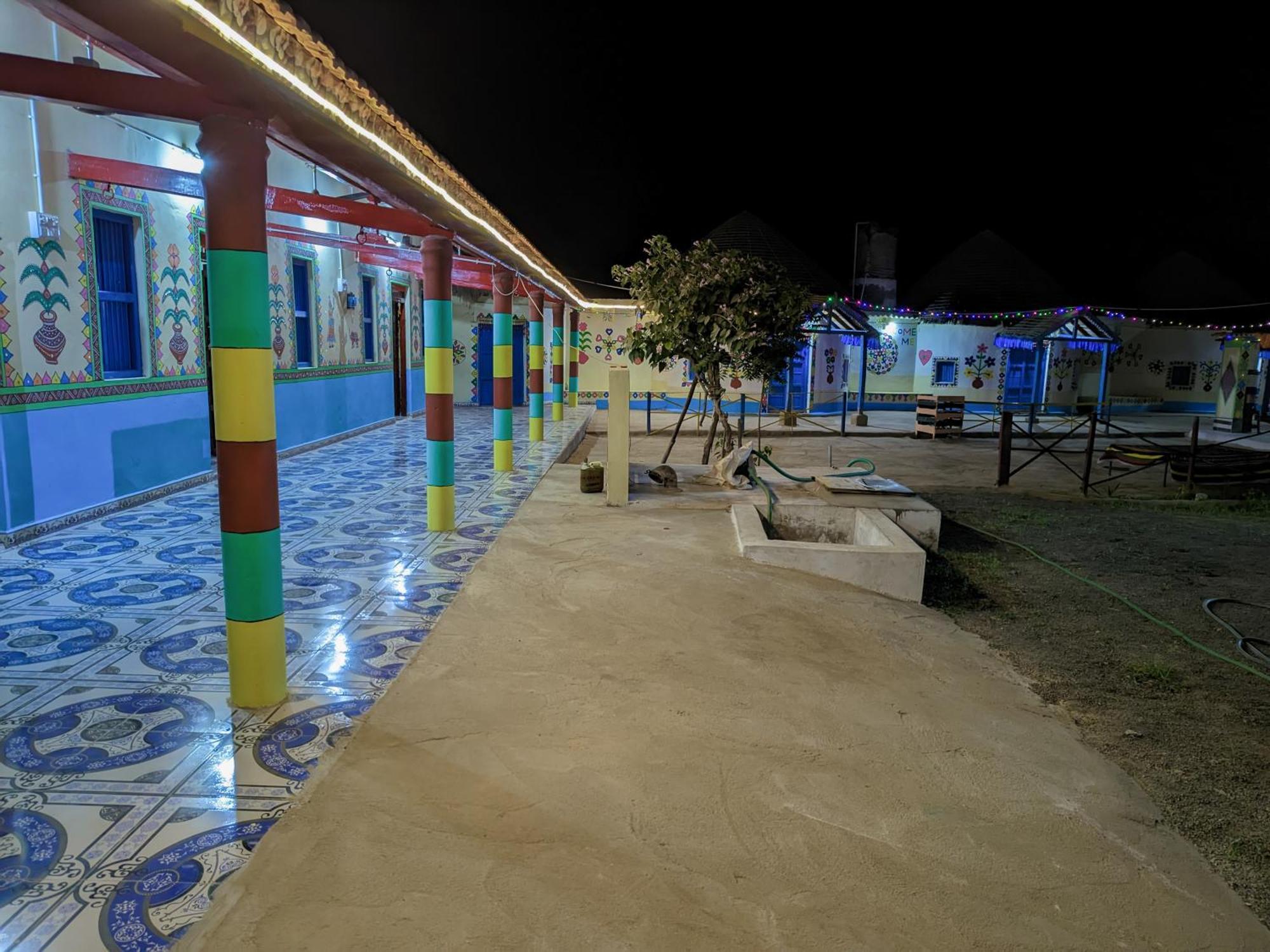 White Land Villagestay Dhordo Exterior photo