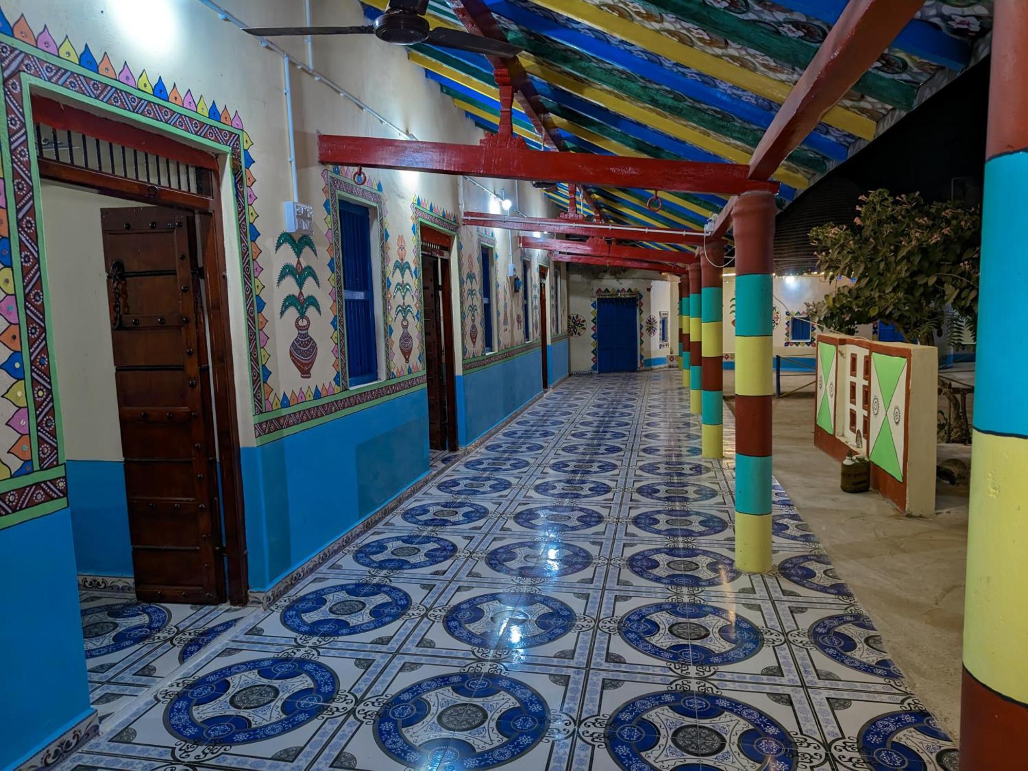 White Land Villagestay Dhordo Exterior photo